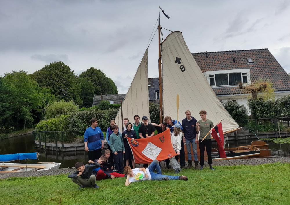 Kinderen bij de scouting
